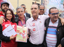 Plataforma da Classe Trabalhadora é entregue para candidato Décio Lima