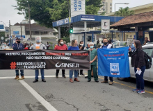 Servidores da Saúde de Joinville fazem ato exigindo transporte para trabalhar
