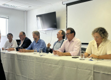 Ministro do Trabalho e Emprego tem encontro com movimento sindical em Florianópolis