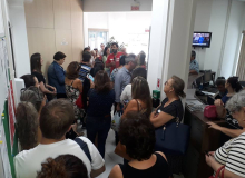 Servidores de Blumenau protestam na Câmara contra corte do FGTs dos ACT's