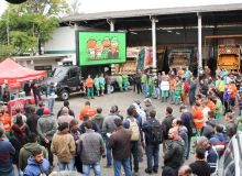 Trabalhadores da Comcap barram "taxa de lixo" e cobram cumprimento do acordo