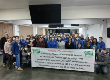 Agentes de Saúde e de Combate às Endemias de Chapecó cobram pagamento do piso em ato